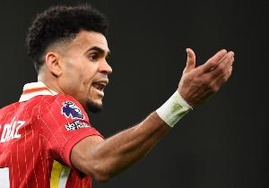 pg电子官网-回声报：利物浦内部强烈否认迪亚斯周薪5.5万镑，而是14万镑