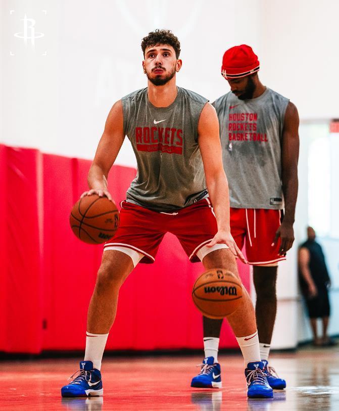 pg电子河南站-欧锦赛3场34投24中！命中率7成！恭喜火箭队，明星高塔投篮更准了